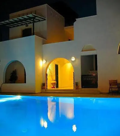 Aegeon Hotel 2*